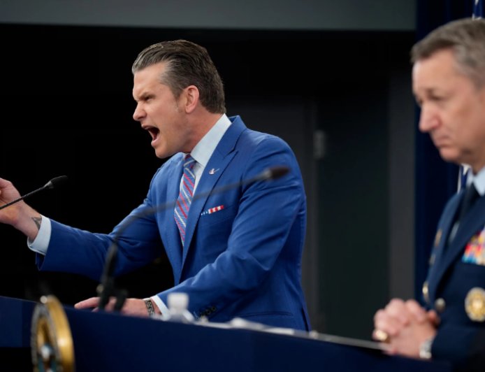 美国防长鼓吹重建“绝对威慑力” 专家：霸权思维