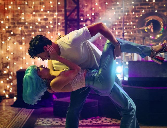 Why ‘People We Meet on Vacation’ Sex Scene Was Toned Down in the Movie