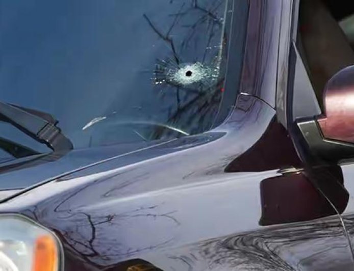 全美声讨、被参议院限制权利！风光无限的特朗普，怎么变这么惨？