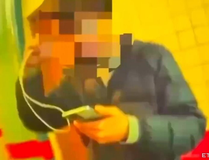 北車再傳隨機攻擊！2大學生「抓寶」遭踹　大叔涉2罪被強制送醫