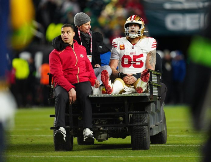 Kittle carted off with Achilles injury in 49ers’ game at Eagles