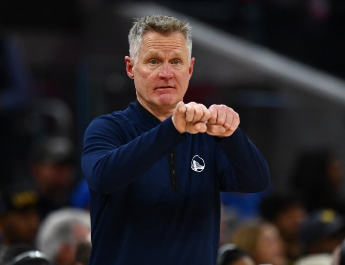 Steve Kerr mimics ostrich to fix Warriors’ turnover woes
