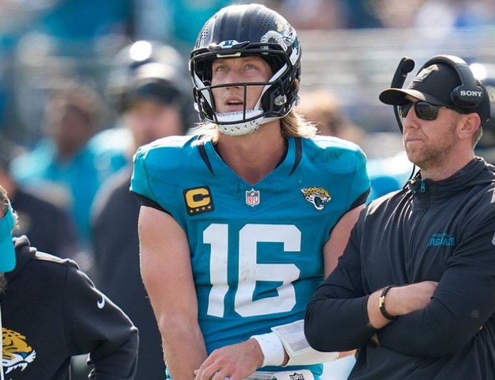 Super Bowl champ criticizes Jaguars' decision-making in crucial spot vs Bills