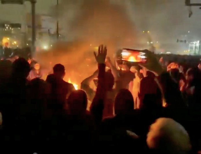 伊朗號召全國遊行！替烈士哀悼3天　抵抗美以侵略