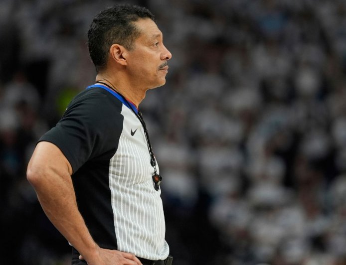 NBA official Bill Kennedy taken off court in wheelchair with injured leg