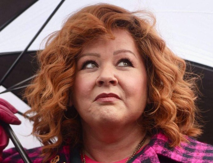 Melissa McCarthy Looks Thinner Than Ever In A Sleek Black Gown After Massive 95-Pound Weight Loss