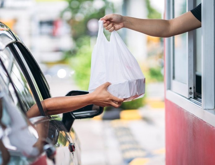 Customer threatens to kill fast-food workers during heated dispute: 'She wanted her money back'