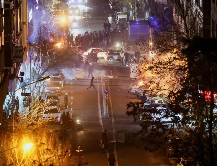 法国撤离驻伊朗使馆非必要人员