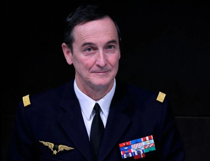 法国志愿兵役开始招人 首批青年9月入伍