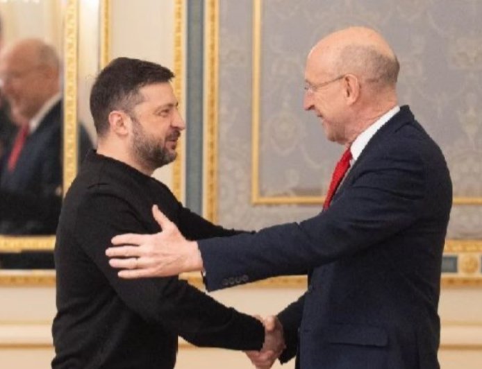 英国正为乌克兰研发可打击俄境内目标的弹道导弹