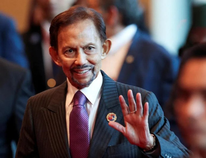 文莱苏丹波基亚将接受膝关节置换手术