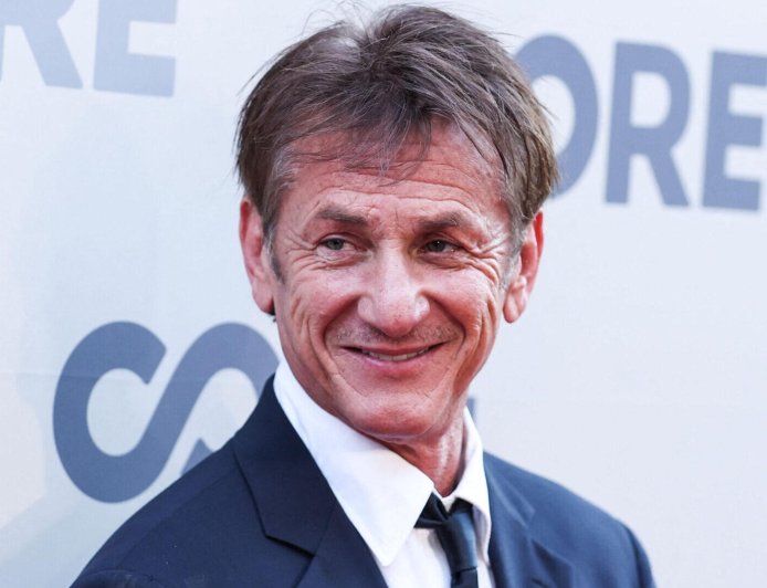 Sean Penn Called 'Arrogant' For 'Chain-Smoking' At Golden Globes Despite Three Warnings: 'Listens To No One'