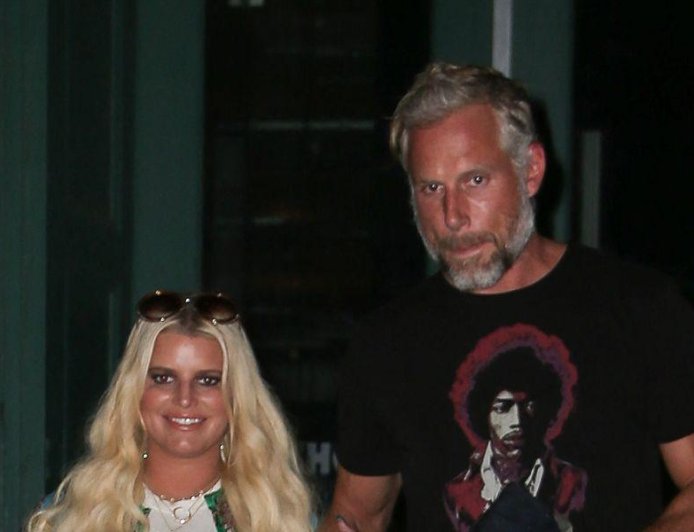 Jessica Simpson Proudly Spills About Her 'Options' Amid Separation From Eric Johnson