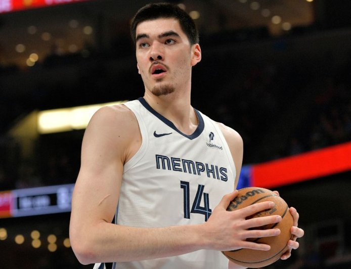 Grizzlies’ Zach Edey to miss six more weeks with ankle injury