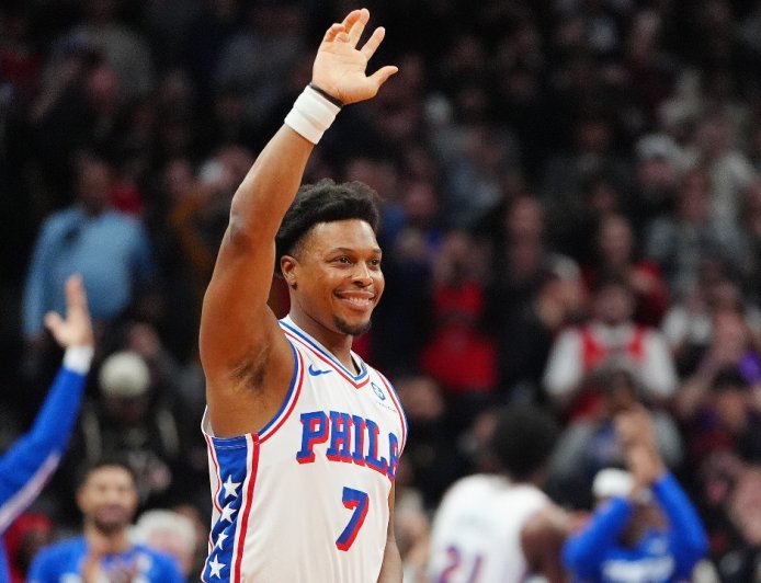 ‘All love’: Raptors fans react to potential last game in Toronto for Kyle Lowry