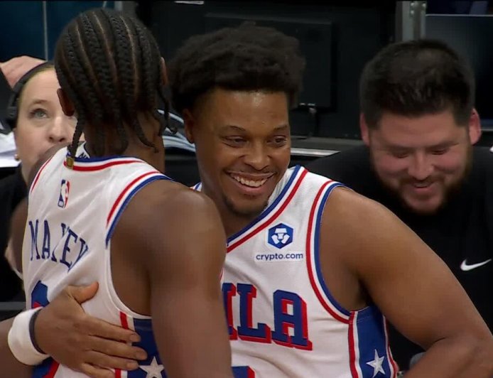 Gotta See It: Kyle Lowry gets standing ovation from Raptors fans