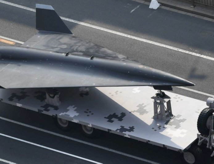 采用火箭发动机、可清晰定位航母，无侦-8性能详解