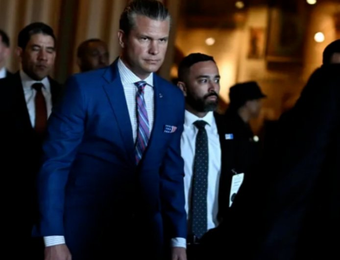 美军机被爆伪装成民机袭击船只，或构成“战争罪”