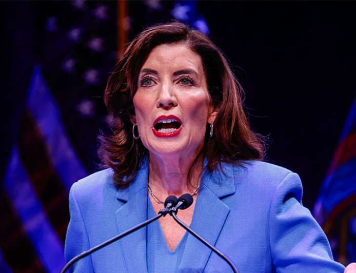 Hochul endorses legislation to allow New Yorkers to sue ICE agents: 'Power does not justify abuse'