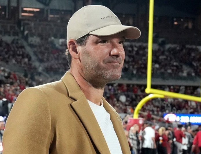 Ex-NFL star Tony Romo reveals he was dealing with an illness after broadcast performance drew fan criticism