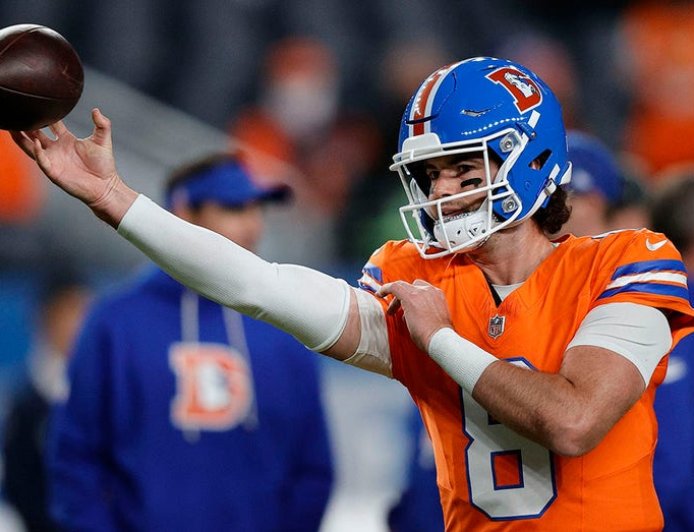 Broncos' backup quarterback gets huge vote of confidence from head coach before AFC title game