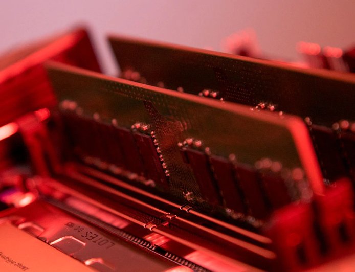 美国强推内存本土产 否则加收100%关税