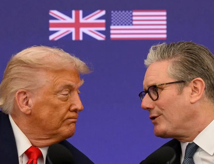 斯塔默告诉特朗普 为格陵兰岛向盟国加征关税“错了”