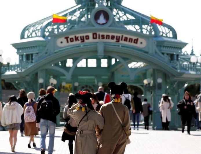 东京迪士尼乐园门票消费节节升 中高年游客多过青少年