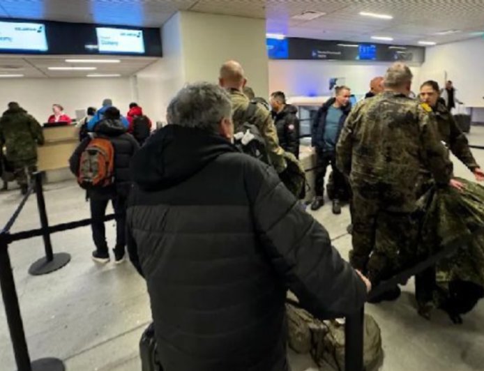 德国军事人员突然秘密撤离格陵兰岛，原因不详