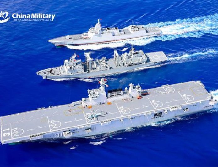 5比1！美媒：中国两栖攻击舰将在2030年超越美国，055已经无敌