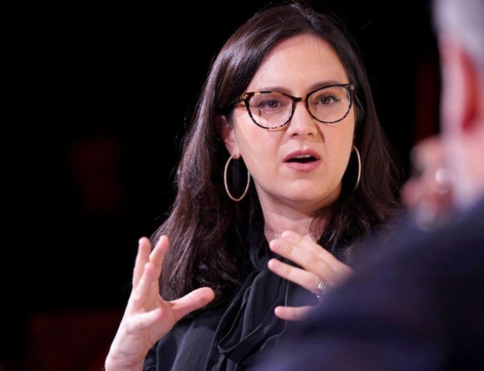 '60 Minutes' host Scott Pelley reportedly said CBS chief Bari Weiss needed to take job more 'seriously'