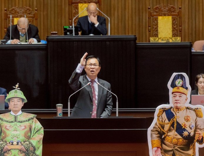 黃國昌盼有14位綠委「挺身而出」　比照南韓支持彈劾案