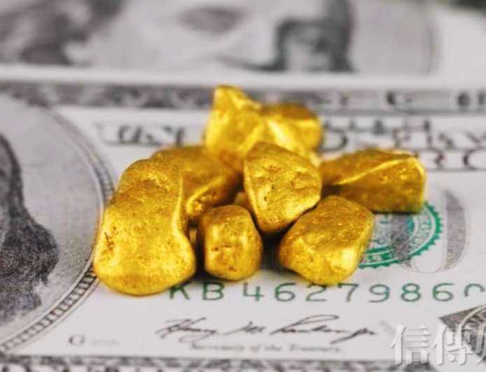 川普加稅歐8國強索格陵蘭　金價衝破4800美元大關　星展預測長線上看6600美元