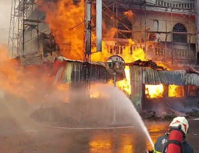 快訊／彰化瓦斯行突起火！堆滿空瓶烈焰沖天　緊急疏散民眾