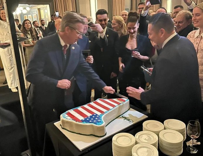 姿态急转弯 特朗普宣布与北约达致格陵兰岛协议框架