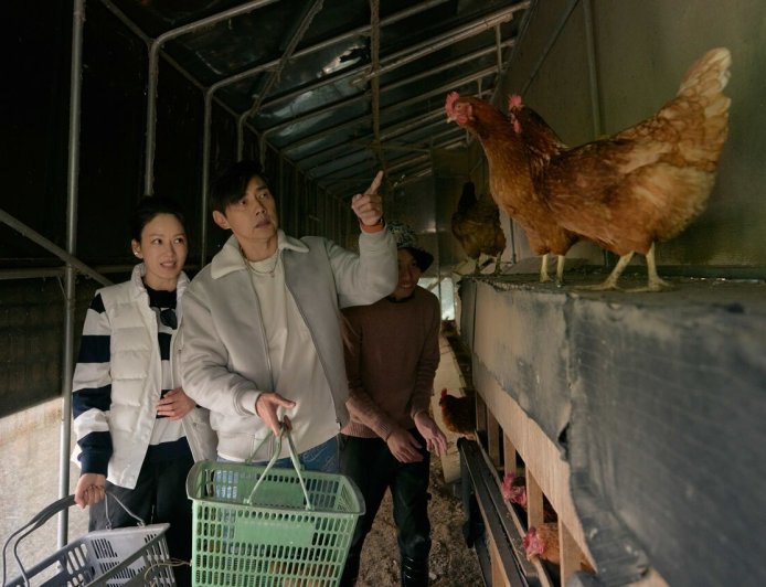 Melody 被燻到花容失色　現場崩潰「我手要斷了」