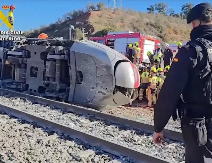 西班牙高铁事故调查报告：事发前轨道已断裂