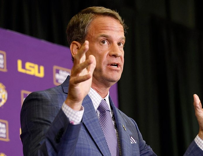 LSU's Lane Kiffin posts then deletes Trump-tagged photo of hats inspired by MAGA slogan