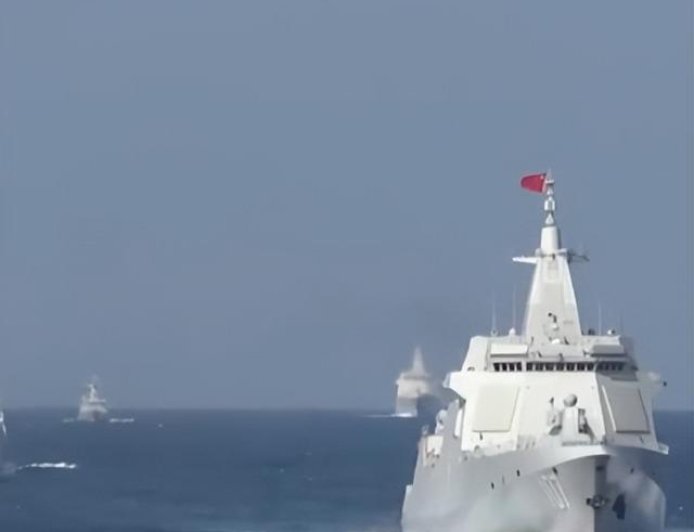 2万吨级055B已呼之欲出！央视报道：055去搞反潜，在为谁让位置？