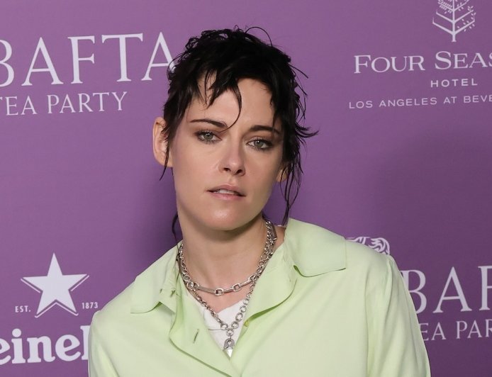 Why Kristen Stewart Is a Director Now: 'Actresses Get Treated Like S***'