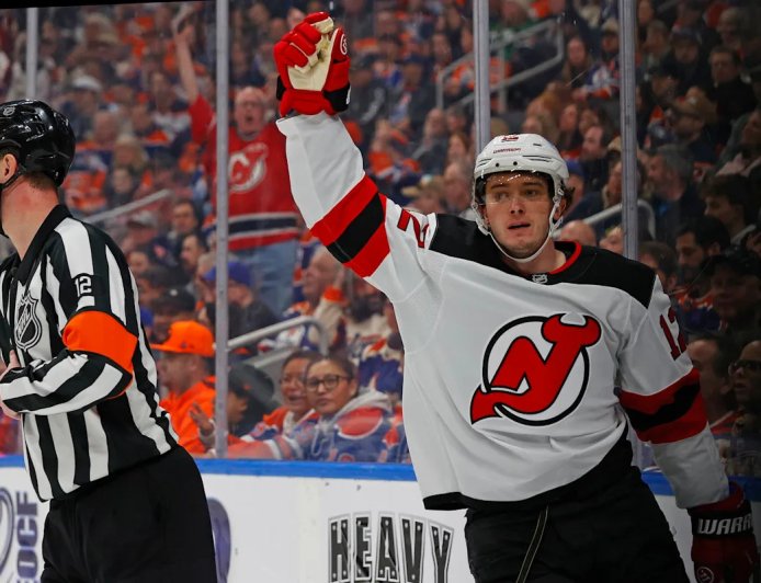 EXCLUSIVE: Devils' Cody Glass Gives An Inside Look Into Long Road Trips