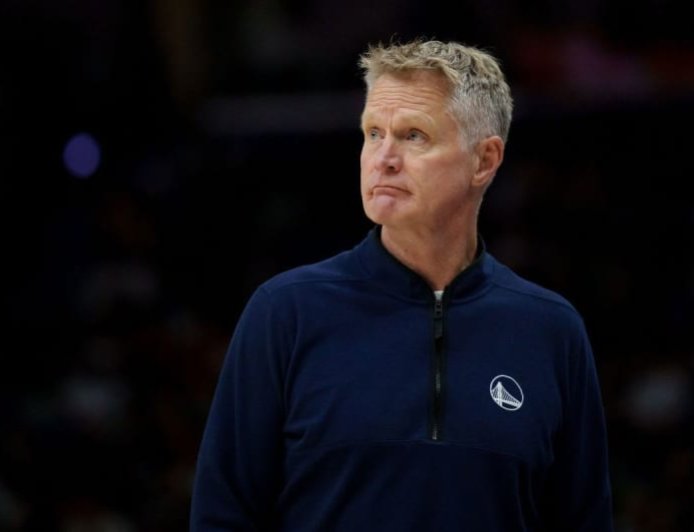 “We’re at Each Other’s Throats”: Steve Kerr Delivers Strong Message After Minneapolis Shooting
