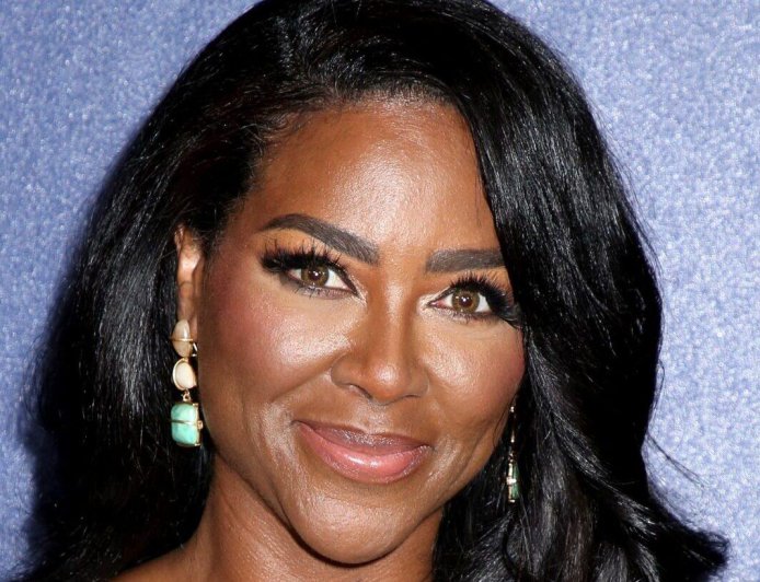 'RHOA' Alum Kenya Moore Says 'Legal' Reasons Are Blocking Her Return To Bravo
