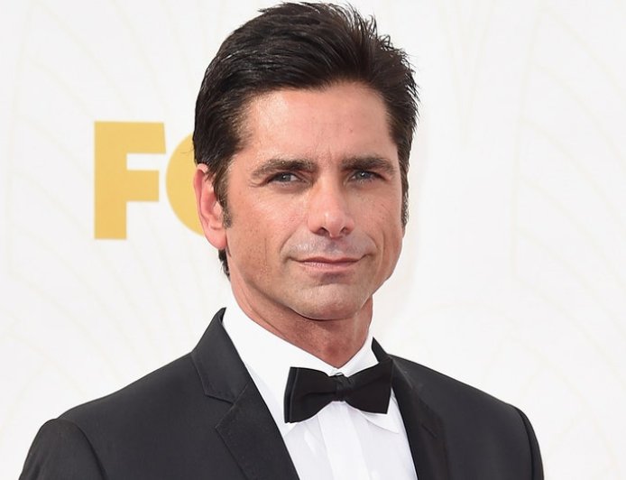 John Stamos breaks political silence, calls ICE operations 'cruel' after Minneapolis shooting