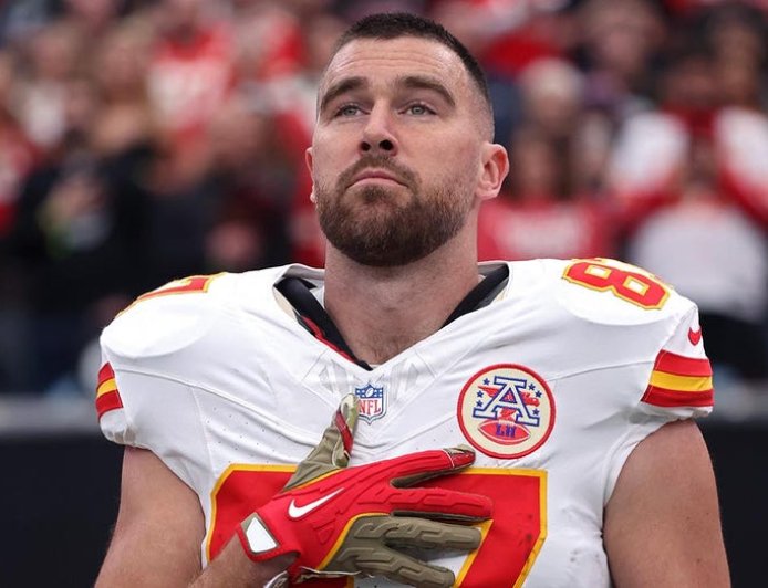 Chiefs chairman Clark Hunt weighs in on Travis Kelce’s future after team's rare playoff miss