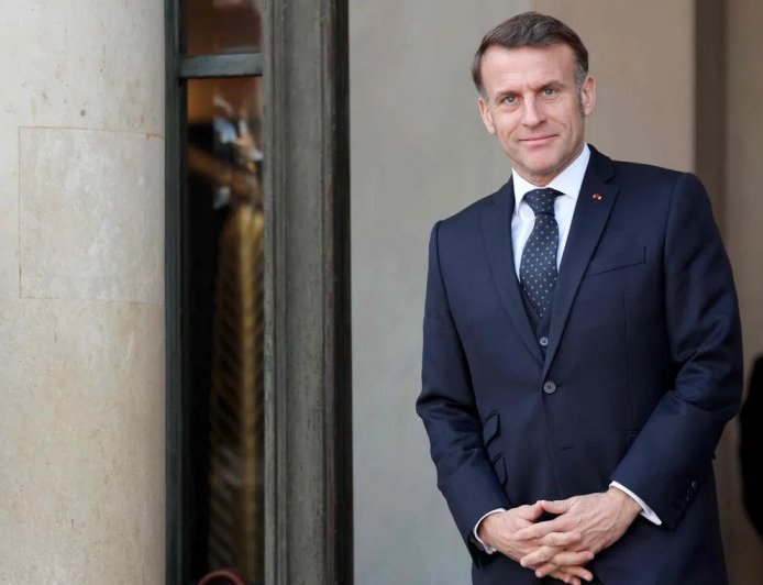 法国航母赴北大西洋“敏感区域”军演