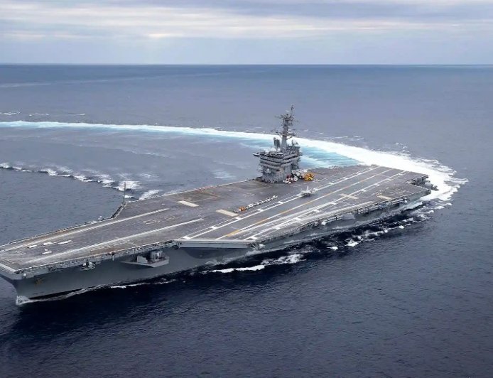 美媒：“林肯”号航母打击群一两天内即可对伊朗动武