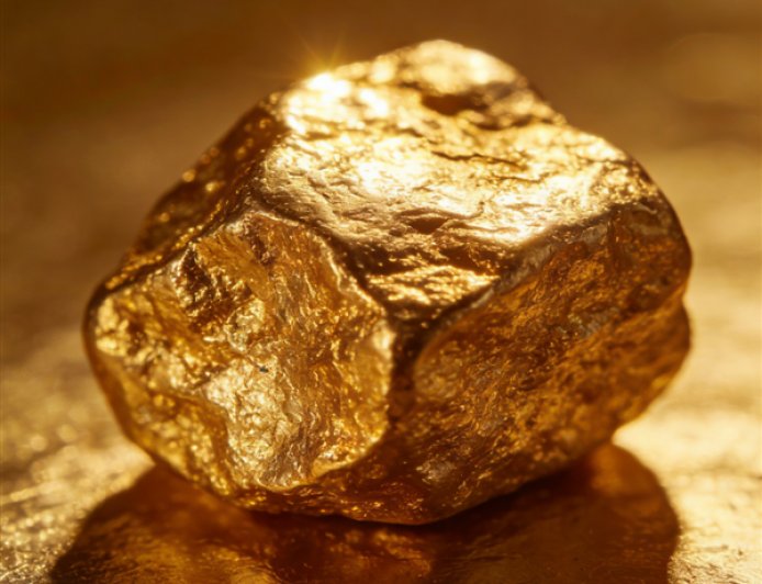 金饰克价涨到1708元 2025年中国人狂买432吨金条金币 创历史新高