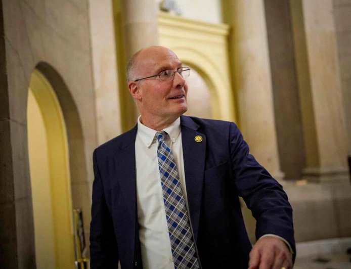 英伟达被指协助DeepSeek改进AI模型