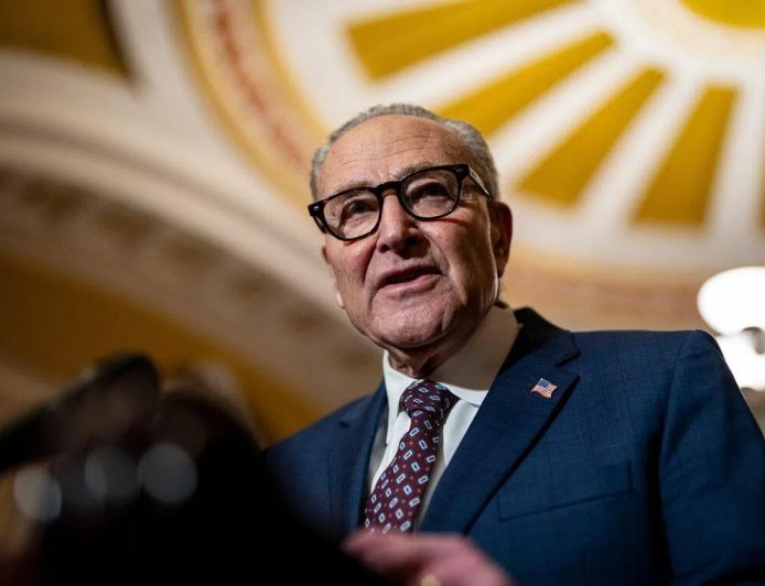 特朗普传与民主党谈判收紧移民执法人员限制